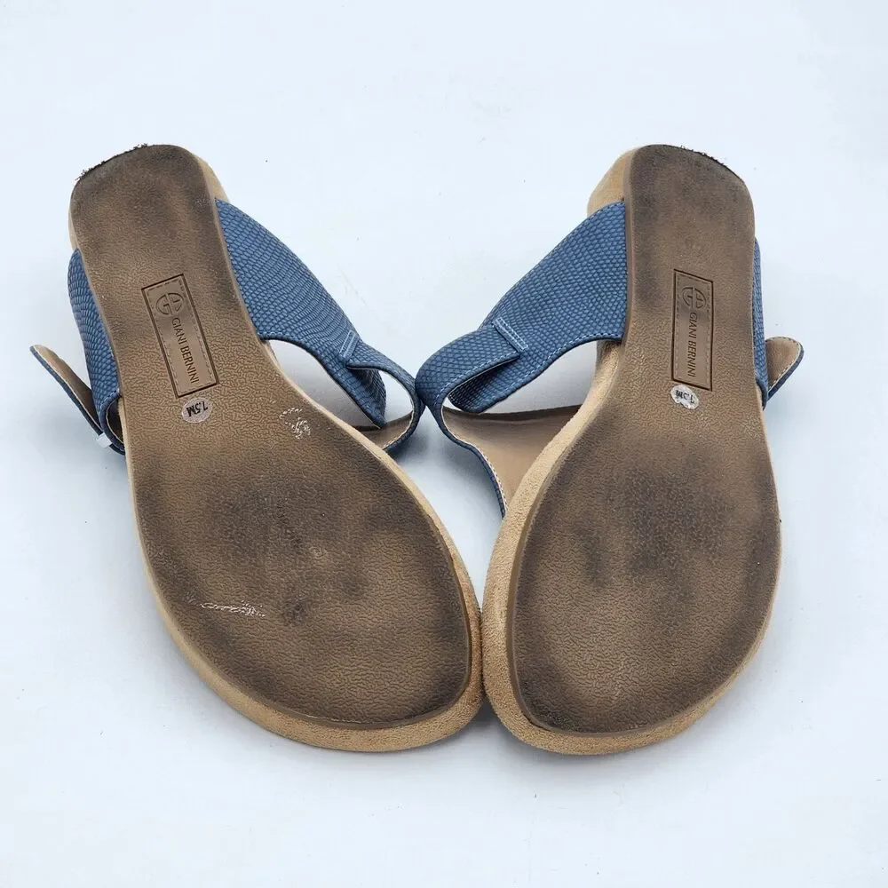 Giani Bernini Rivver Memory Foam Buckle Thong Comfort Sandals Blue Croc Size 7.5